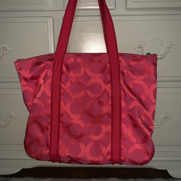 Coach purse - Picture 2 of 7